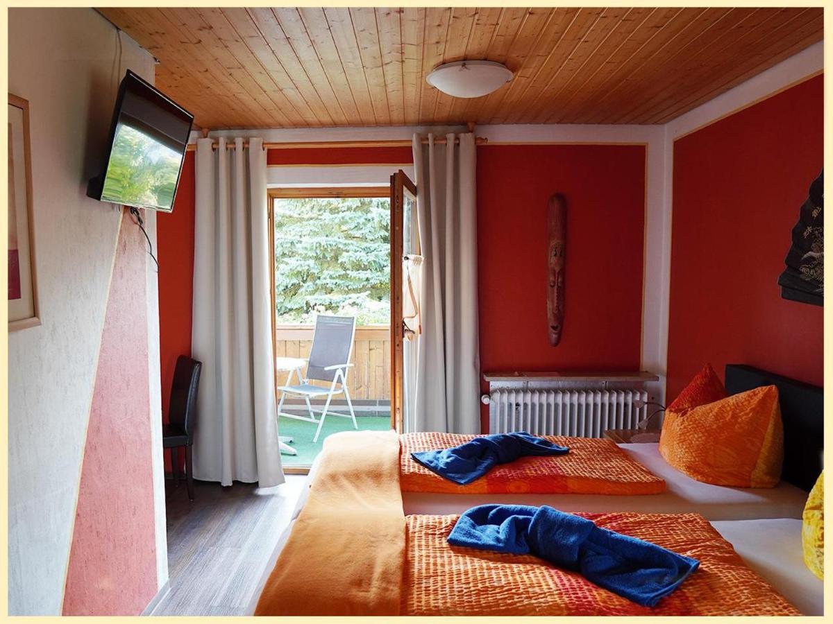 Gastehaus Claudia Bed & Breakfast Bad Abbach Dış mekan fotoğraf