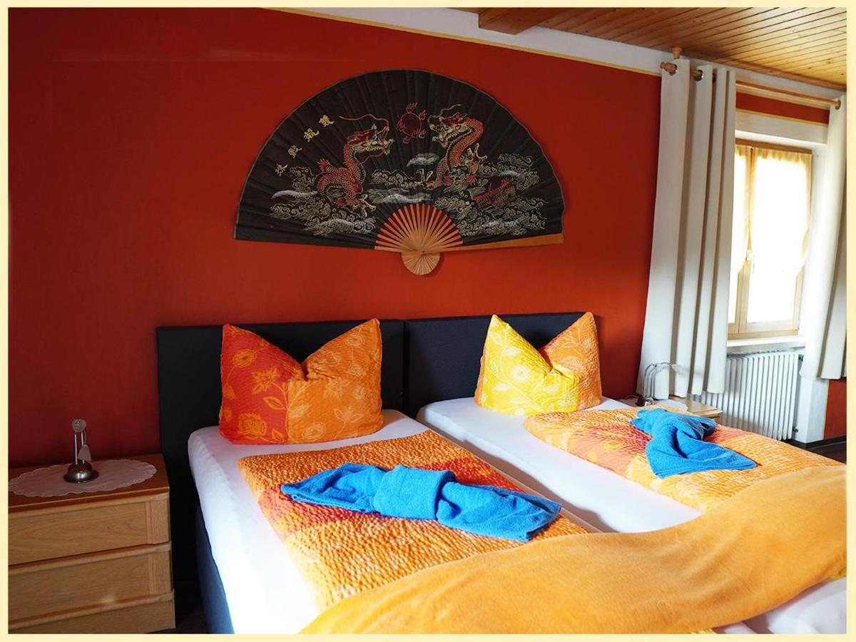 Gastehaus Claudia Bed & Breakfast Bad Abbach Dış mekan fotoğraf